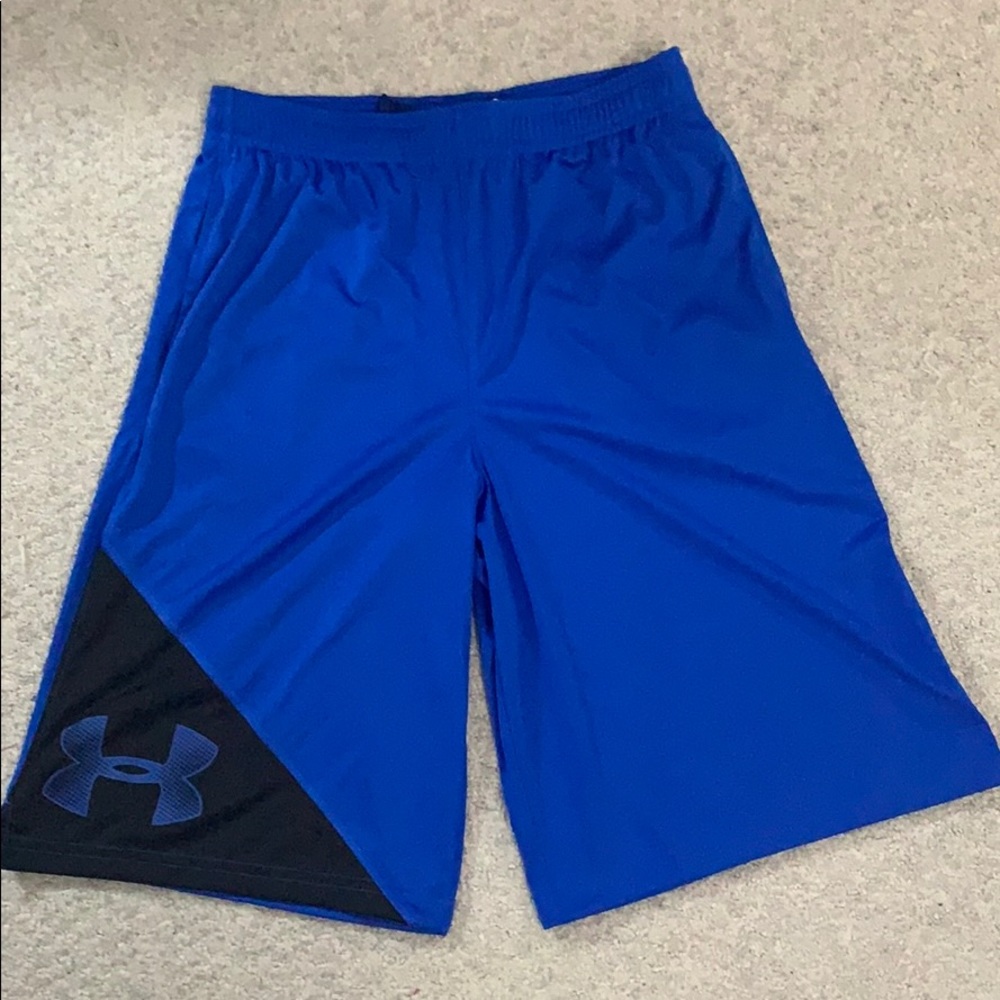 Boys youth large. Blue under armour shorts